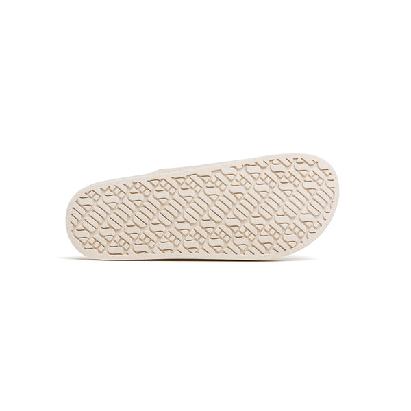 The Sand Suede Paz Sneaks